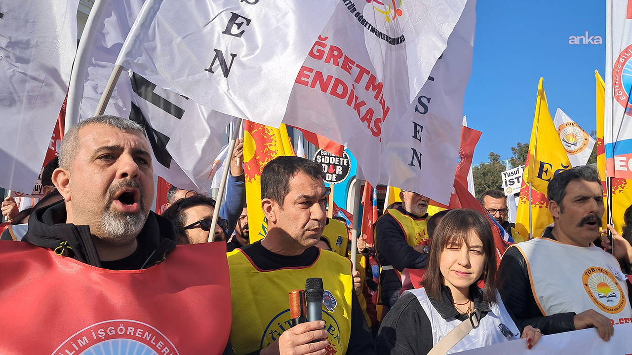 Hatay'da eğitimciler 'Fatma Nur Çelik' için eylem yaptı: 'İktidar ve MEB bu cinayetin sorumlusudur'