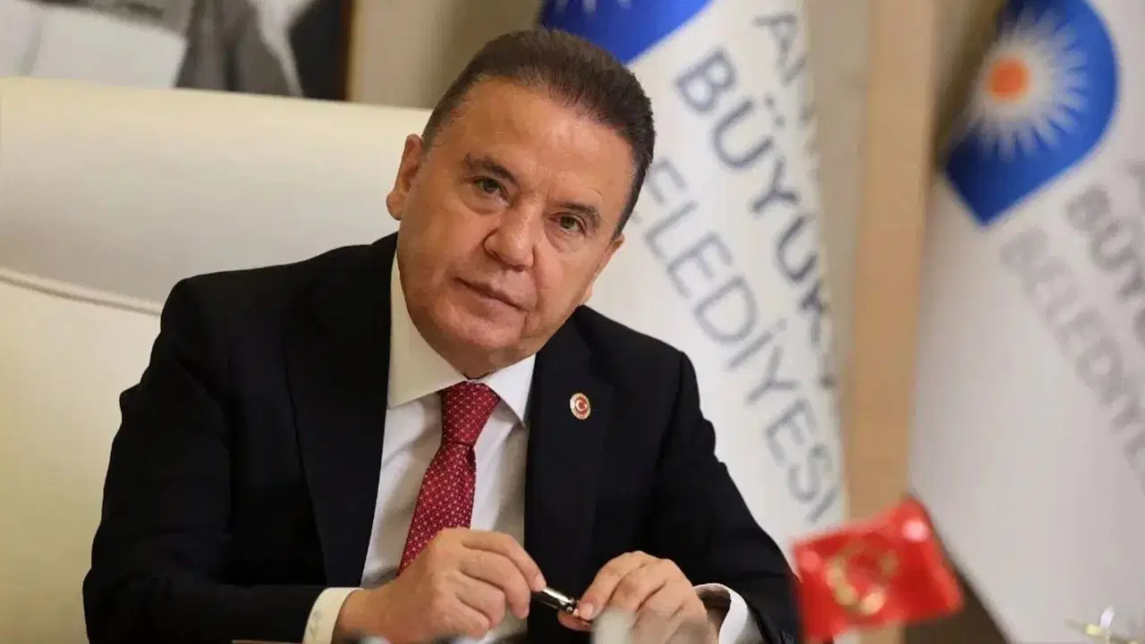 Dün gözaltına alınmışlardı: Muhittin Böcek'in şoförleri ifadesi alınmadan adliyeye sevk edildi