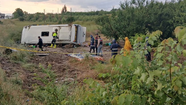 Isparta'da katliam gibi kaza: 5 ölü, 25 yaralı