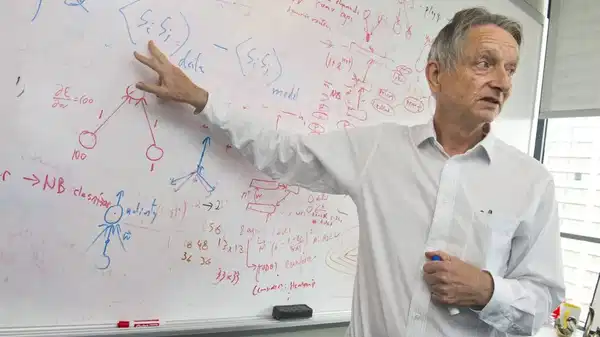 Yapay zekanın öncüsü Geoffrey Hinton; Google'ın OpenAI'yı geride bırakacağını düşünüyor