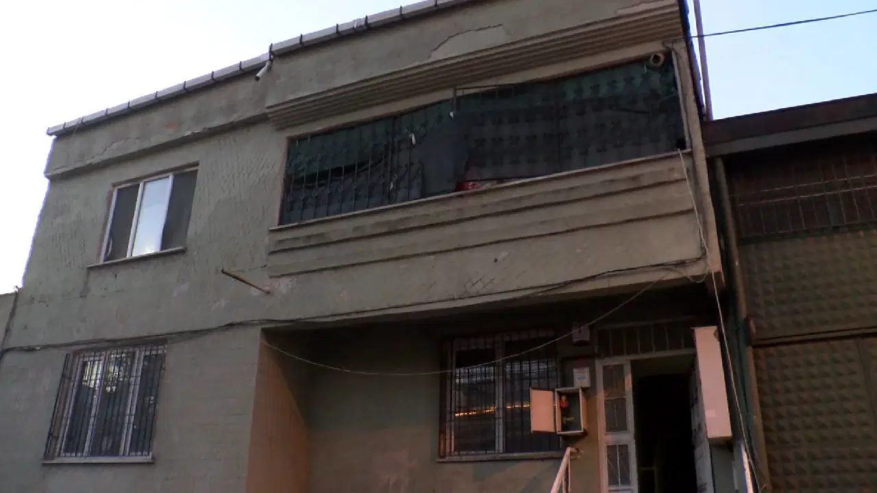 İstanbul'da korkutan termosifon patlaması: Yaralılar var!