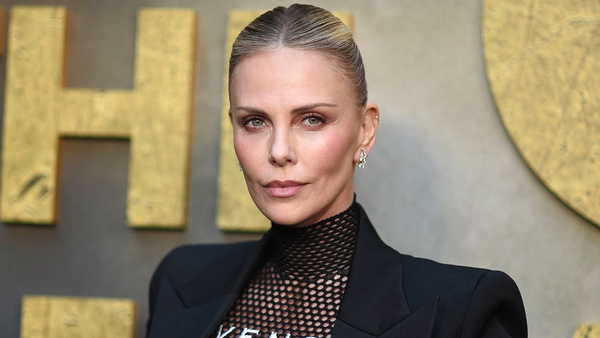 Oscar'lı yıldız Charlize Theron evlilik kuralı: 'Aynı evde yaşayamam'