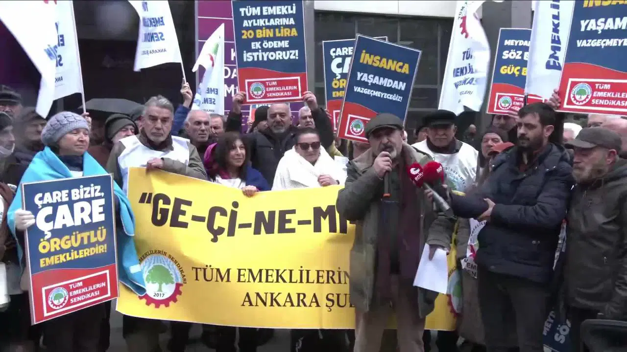 CHP'nin emekliler için 'Meclis'i terk etmeme' eylemine Tüm Emekli-Sen'den destek açıklaması!