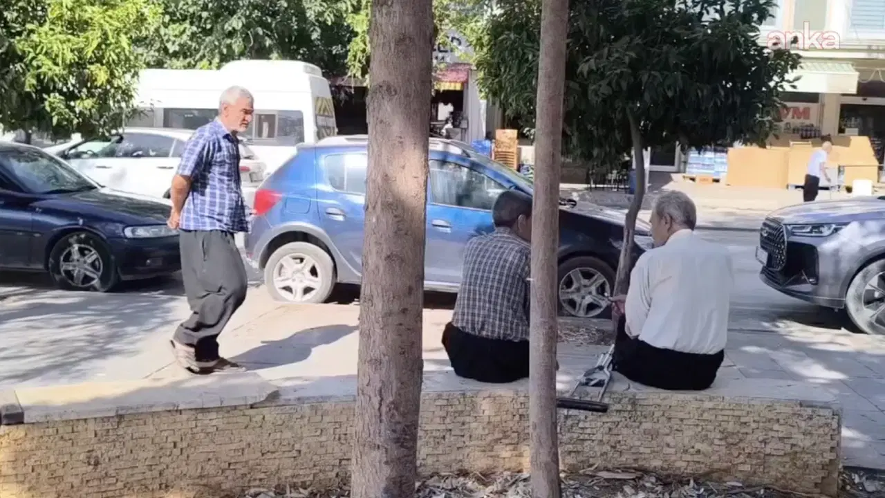 Kozan'da emekliler geçim sıkıntısından dert yandı: 'Tatil, gezme o ne? Gitsem gitsem buradan eve giderim'