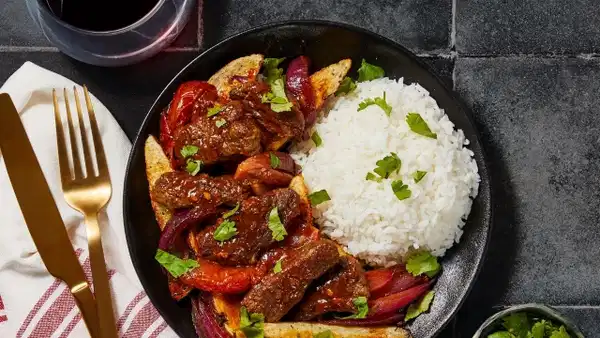 Latin mutfağının enfes lezzeti: Lomo Saltado