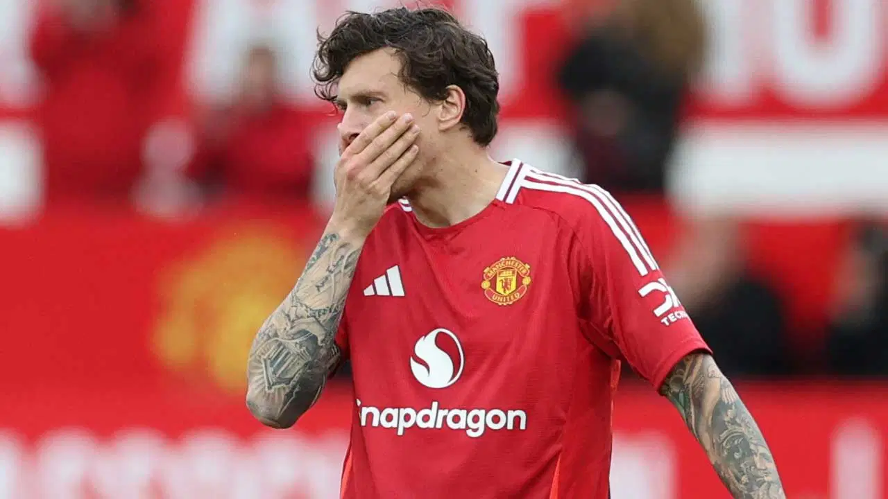 Victor Lindelöf ile Manchester United'ın yolları ayrıldı!
