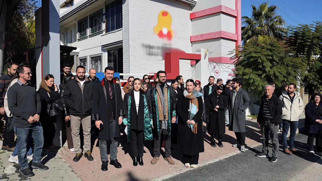 Karne için gittikleri anaokulunun iflas ettiğini öğrendiler