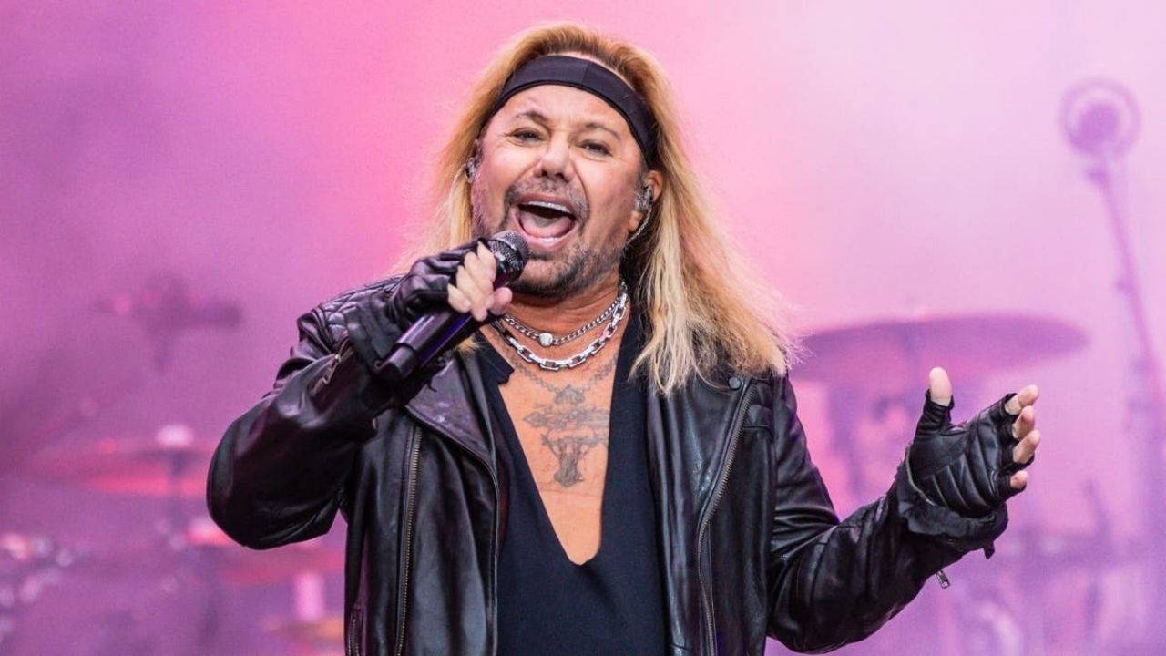 Mötley Crüe solisti Vince Neil felç geçirdiğini açıkladı