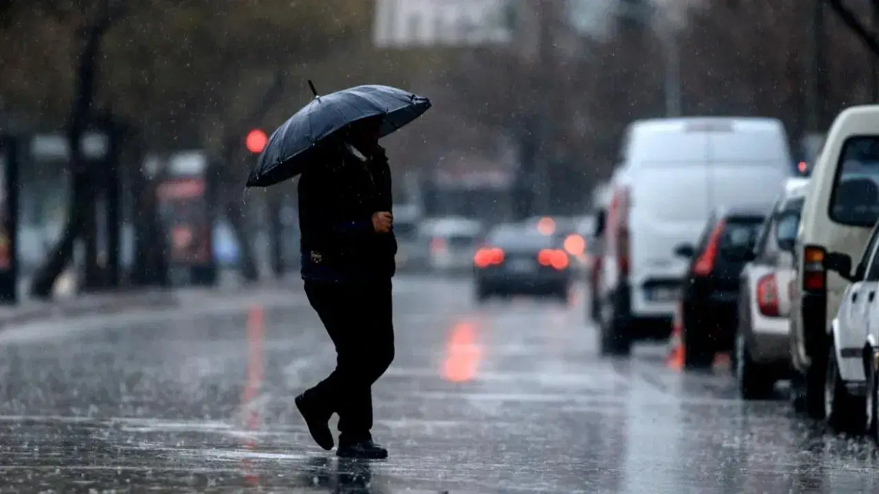 Meteoroloji o illeri uyardı... Sağanak yağış geliyor