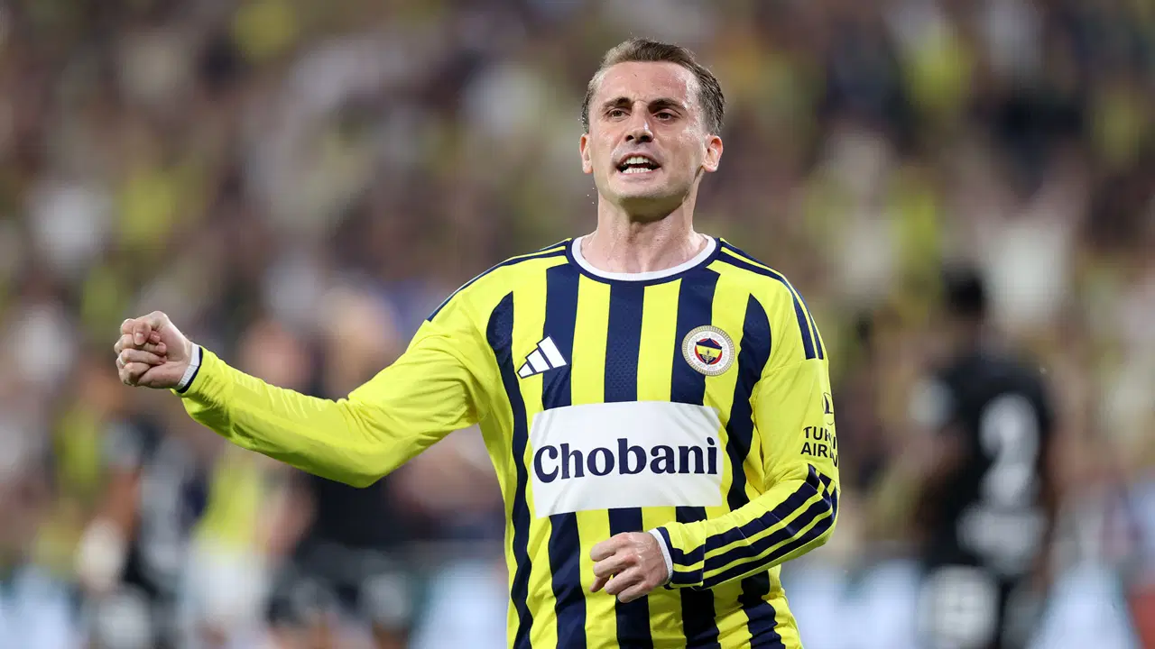 Spor yazarları Fenerbahçe - Sturm Graz maçını değerlendirdi: 'Elit kadro, elit oyun, mutlu Fenerbahçe!'