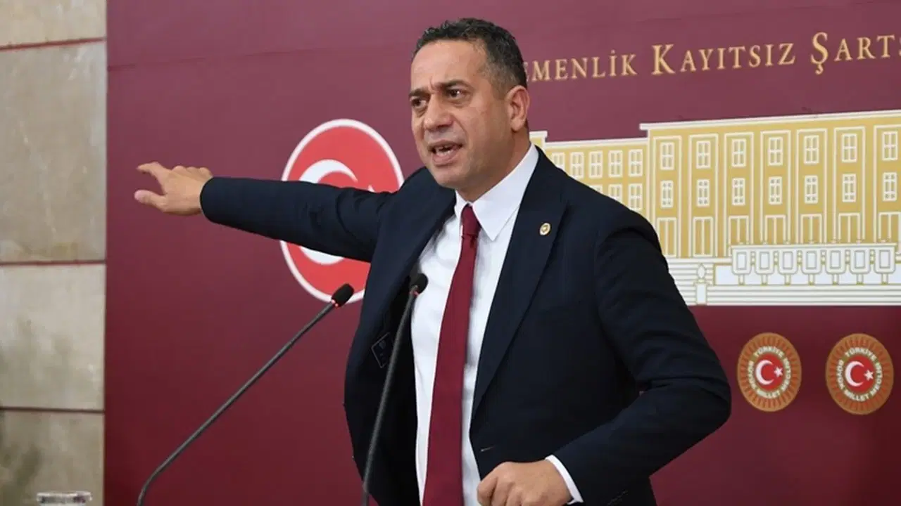 Ali Mahir Başarır, Kıbrıs'taki facia sonrası yükselen uçak bileti fiyatlarına tepki gösterdi: 'Bu fırsatçılığı neden yapıyoruz?'