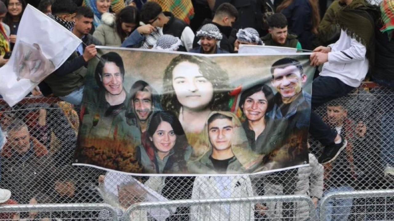 Nevruz’da terör örgütü faillerinin posterleri açıldı: Fesih söylemi çöktü