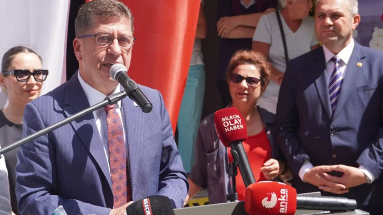 YENİ Parti Genel Başkan Yardımcısı Tüzün'den 'Menderes Belediyesi' açıklaması: 'Bazıları için mesele YENİ Parti’nin kazanmasını engellemek'