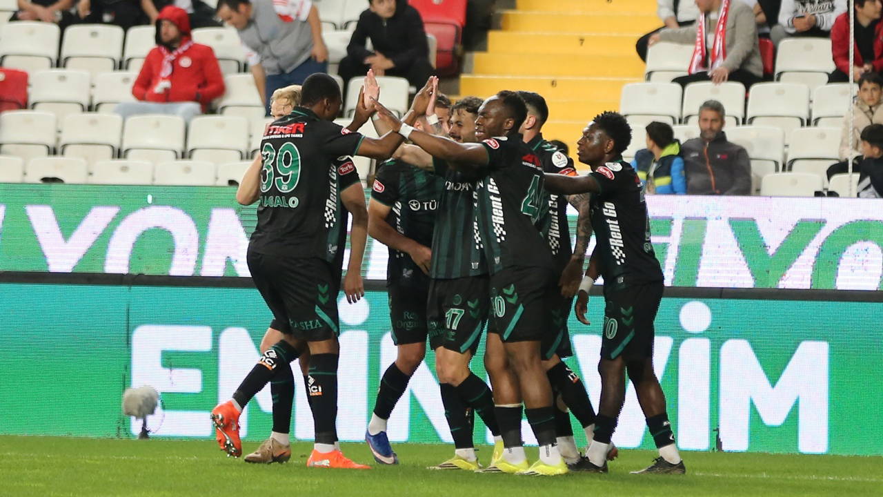 Konyaspor yenilmezlik serisini 6 maça çıkardı