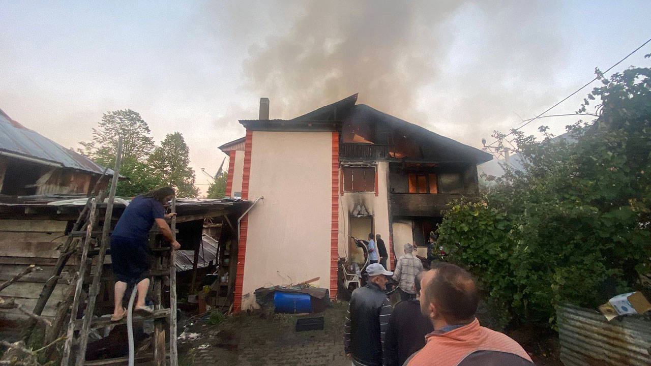 Bolu'da yangın sonucu evli çift hayatını kaybetti
