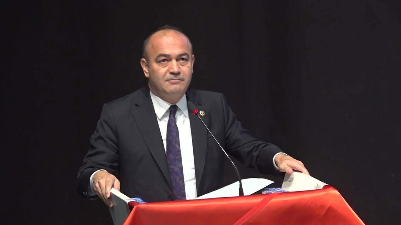 Özgür Karabat canlı yayında açıkladı: CHP'li milletvekillerine teknik ve fiziki takip iddiası!