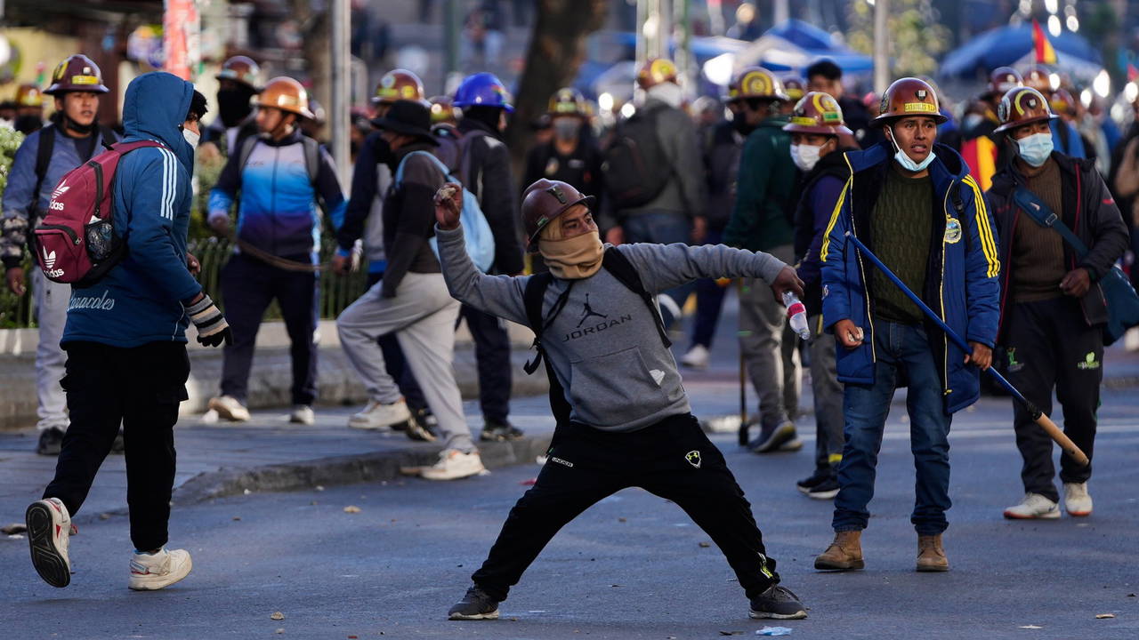 Bolivya’da protestolar büyüyor: Gözaltı sayısı 120’ye çıktı