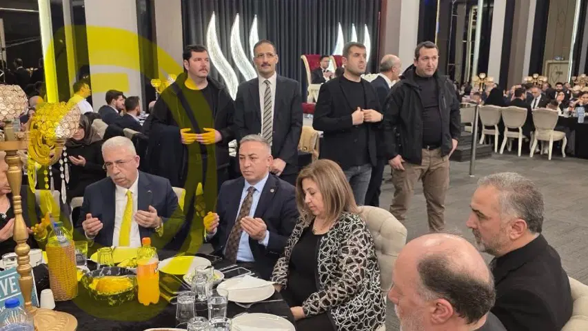 Hakkında ‘Kara para aklama’ soruşturması yürütülen Ahlatcı Bakan Çiftçi ile aynı düğünde görüntülendi
