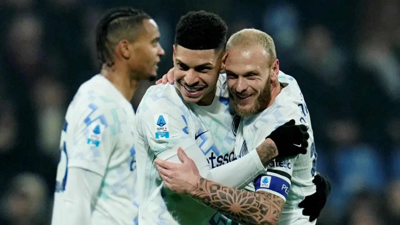 Sassuolo 10 kişi kaldı: Inter deplasmanda rahat kazandı!