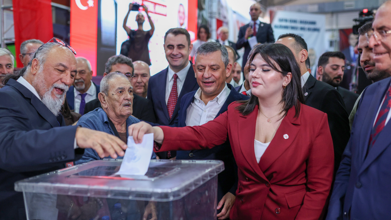YENİ Parti İzmir’de kongre takvimi belli oldu