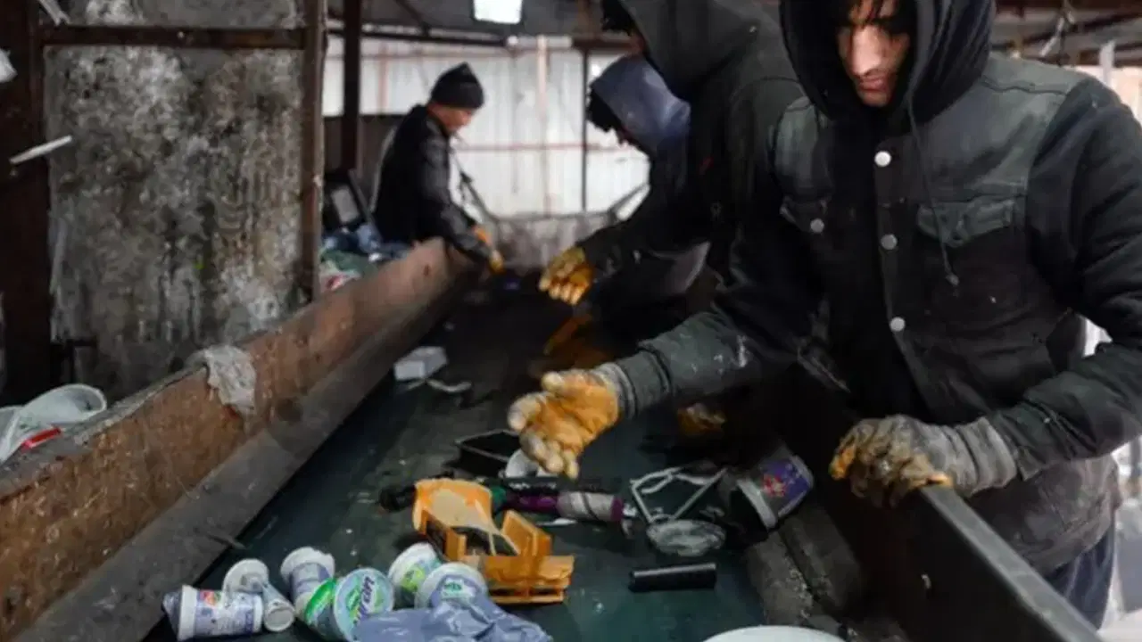 Cumhuriyet gündeme getirmişti... CHP'li Uzun 'süreç başladı' diyerek açıkladı: 'Muğla'da 300'e yakın Afgan işçiyi ucuz iş gücü olarak çalıştıracaklar'