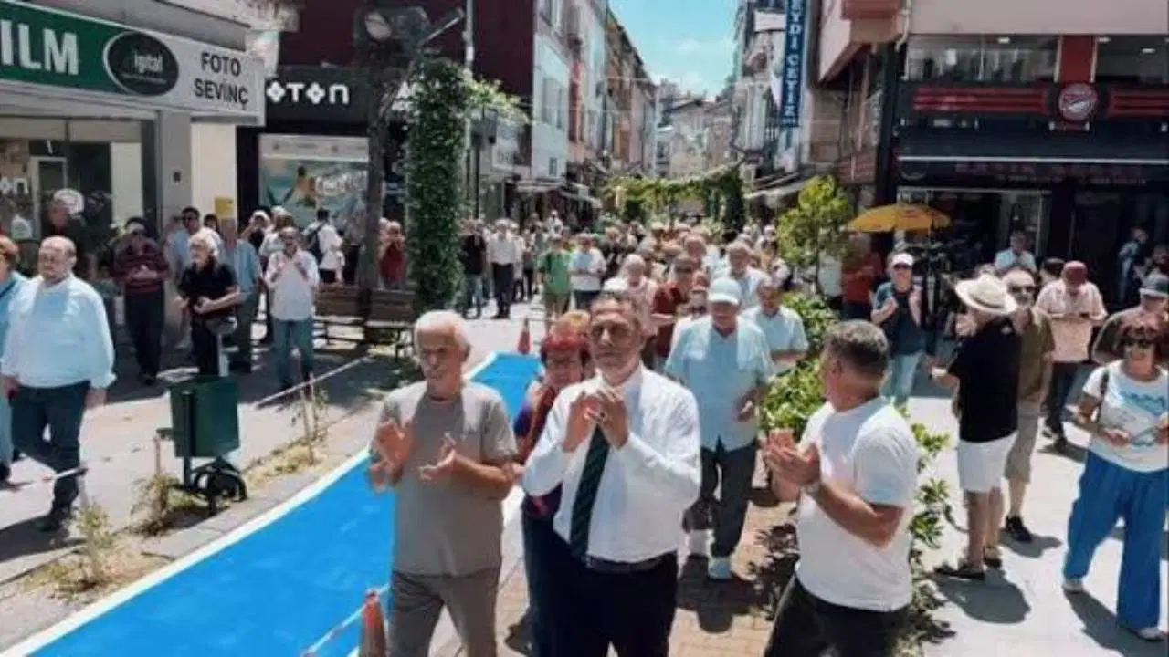 Başarır'dan CHP'de parti içi demokrasi vurgusu: ‘11 seçim kaybeden bir beyefendi geldi ve koltuğa oturdu’