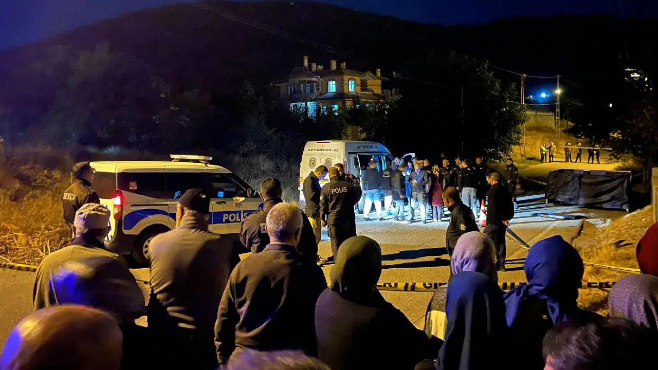 Kayseri'de kanlı pusu... Cami dönüşü silahlı saldırıda öldürüldüler!