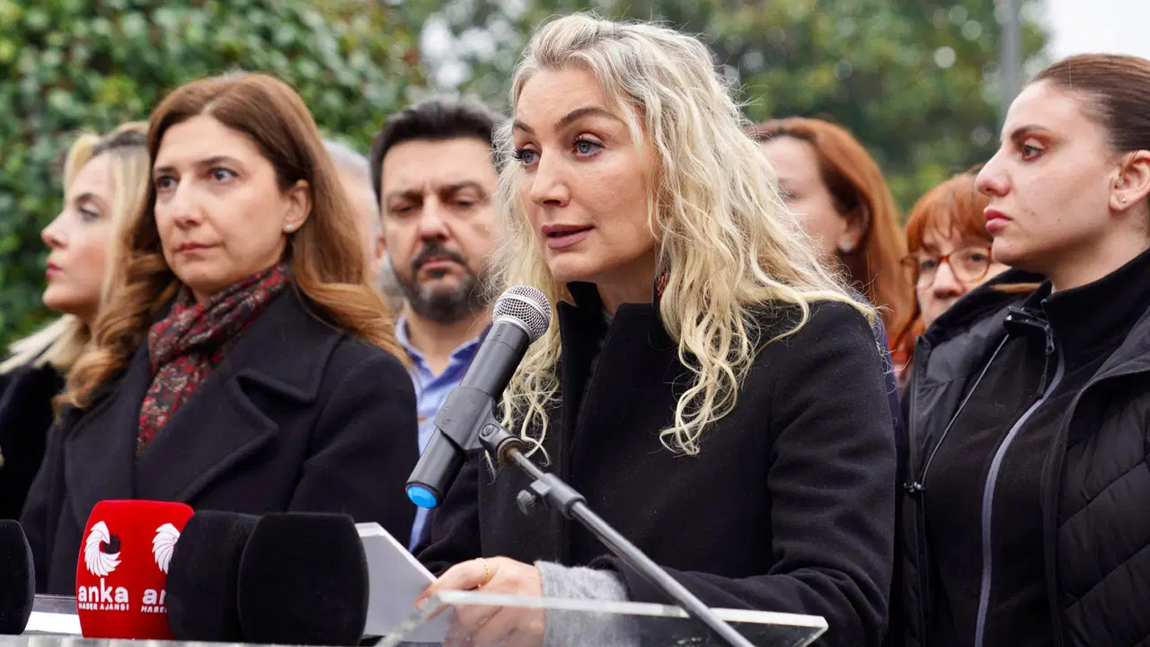 Dilek İmamoğlu'ndan 'aile' isyanı: 'Savaşların bile yazılı olmayan bir ahlakı vardır'