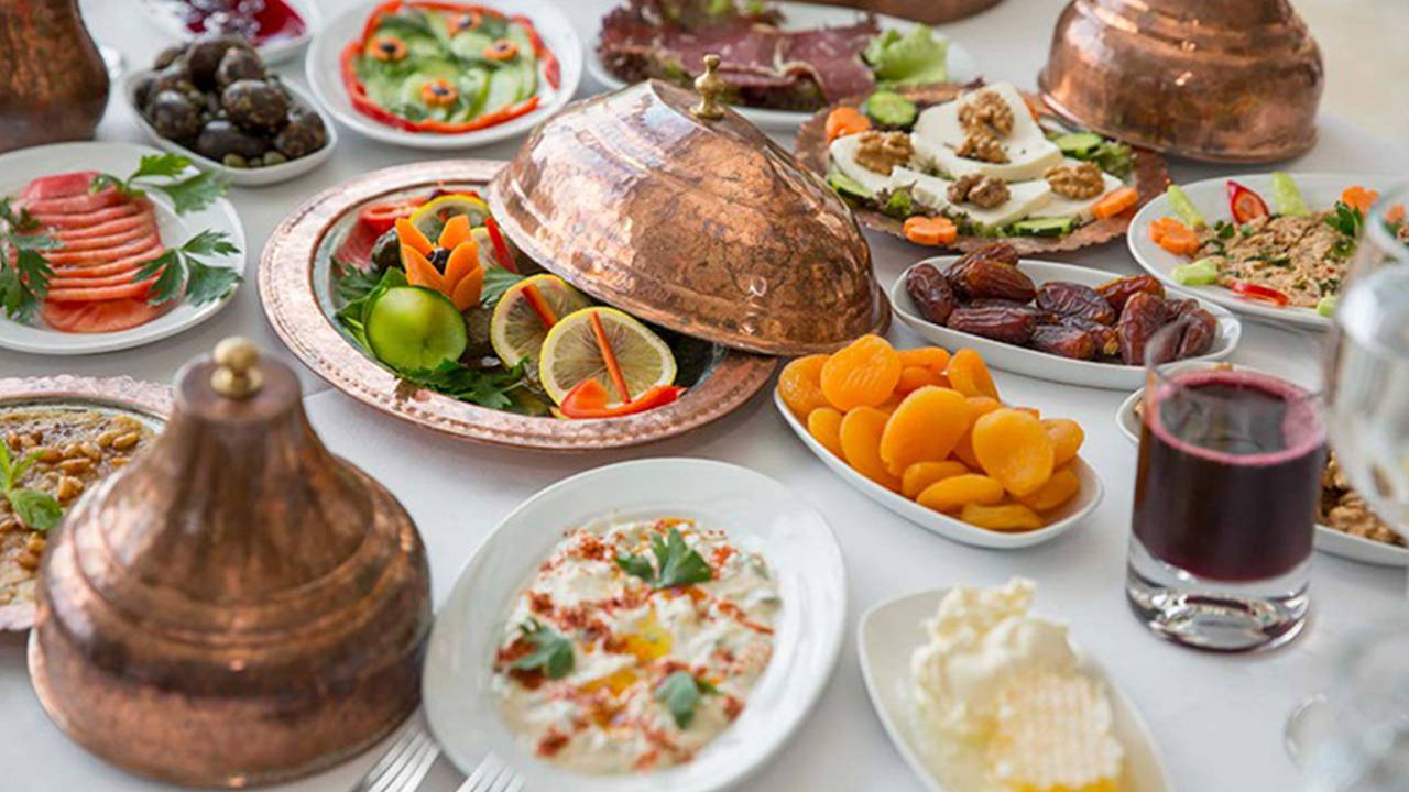 Müdür, öğretmenleri AKP iftarına çağırdı: Öğretmenlere 'katılım' formu!