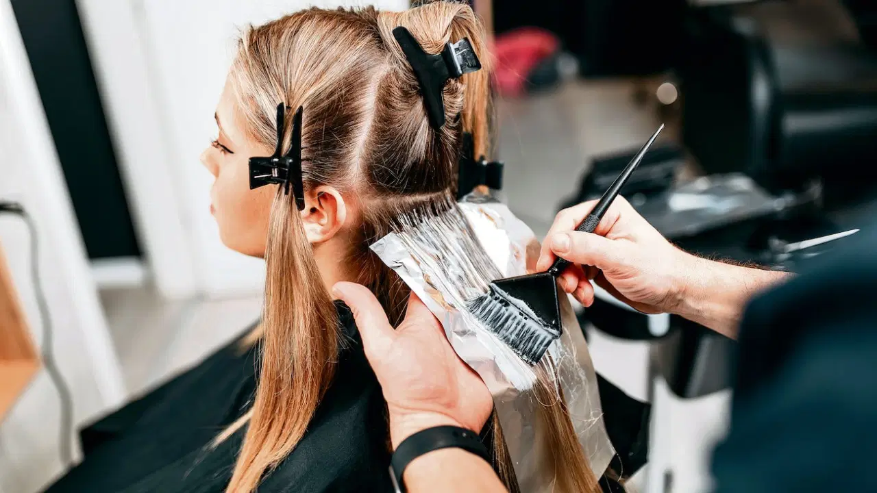 Saçınızı boyamak sizi kanser yapar mı? 