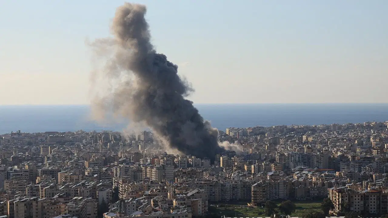 İsrail, Lübnan'da Cemaat-i İslami partisinin Sayda kentindeki merkezine saldırı düzenledi