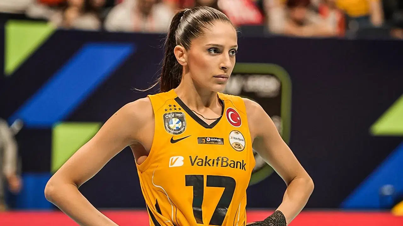 VakıfBank'ta Derya Cebecioğlu ile yollar ayrıldı