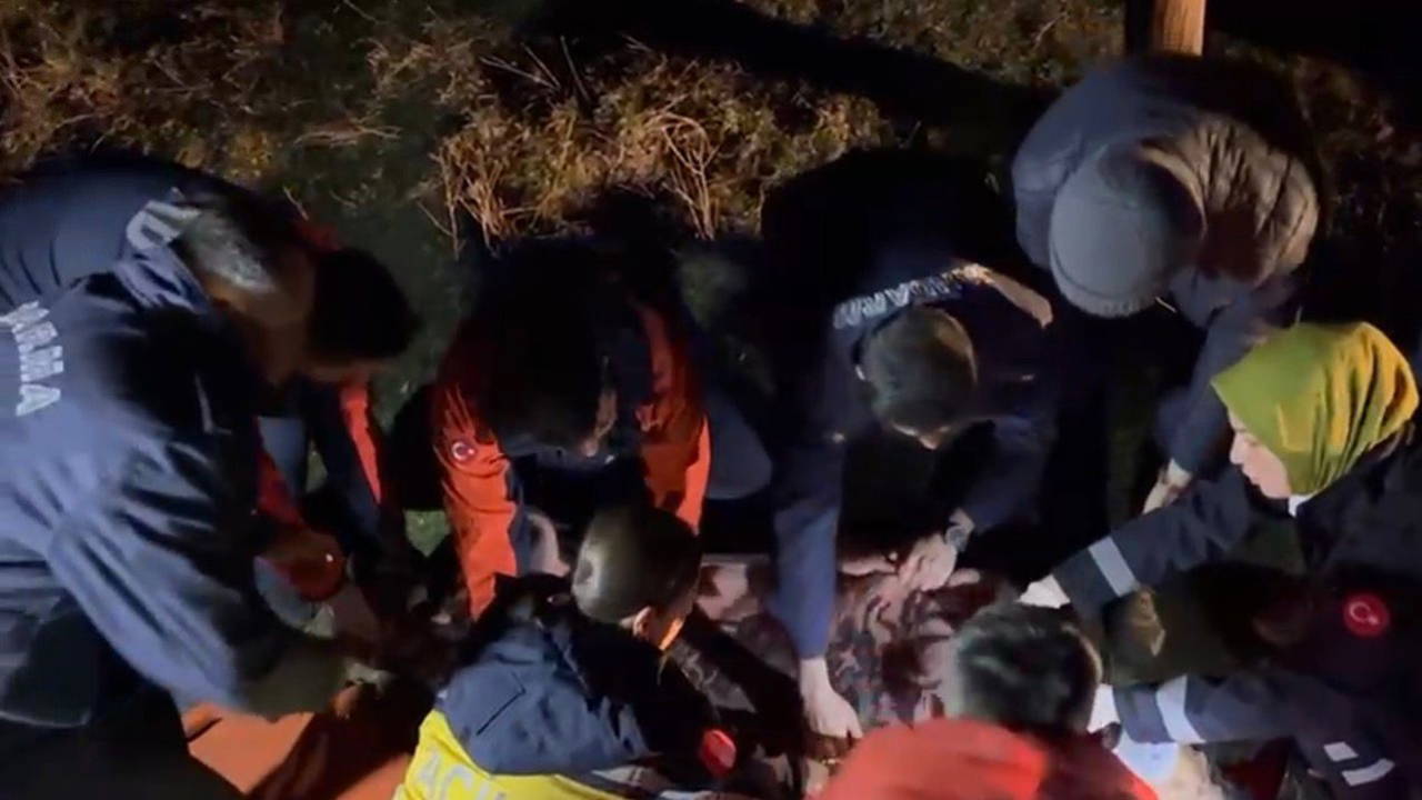 Bartın'da kayıp olarak aranan kadın, donmak üzereyken bulundu