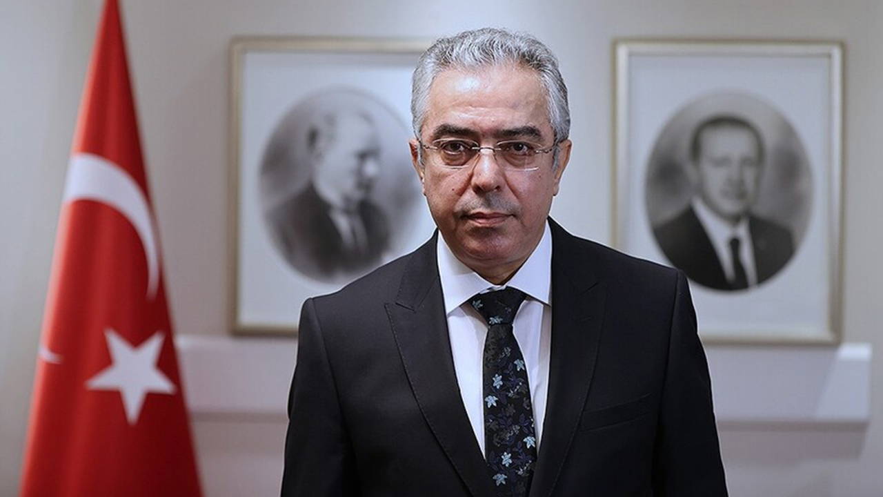 Başdanışman Mehmet Uçum'dan 'başkanlık sistemi' açıklaması: Yeni anayasayı işaret etti