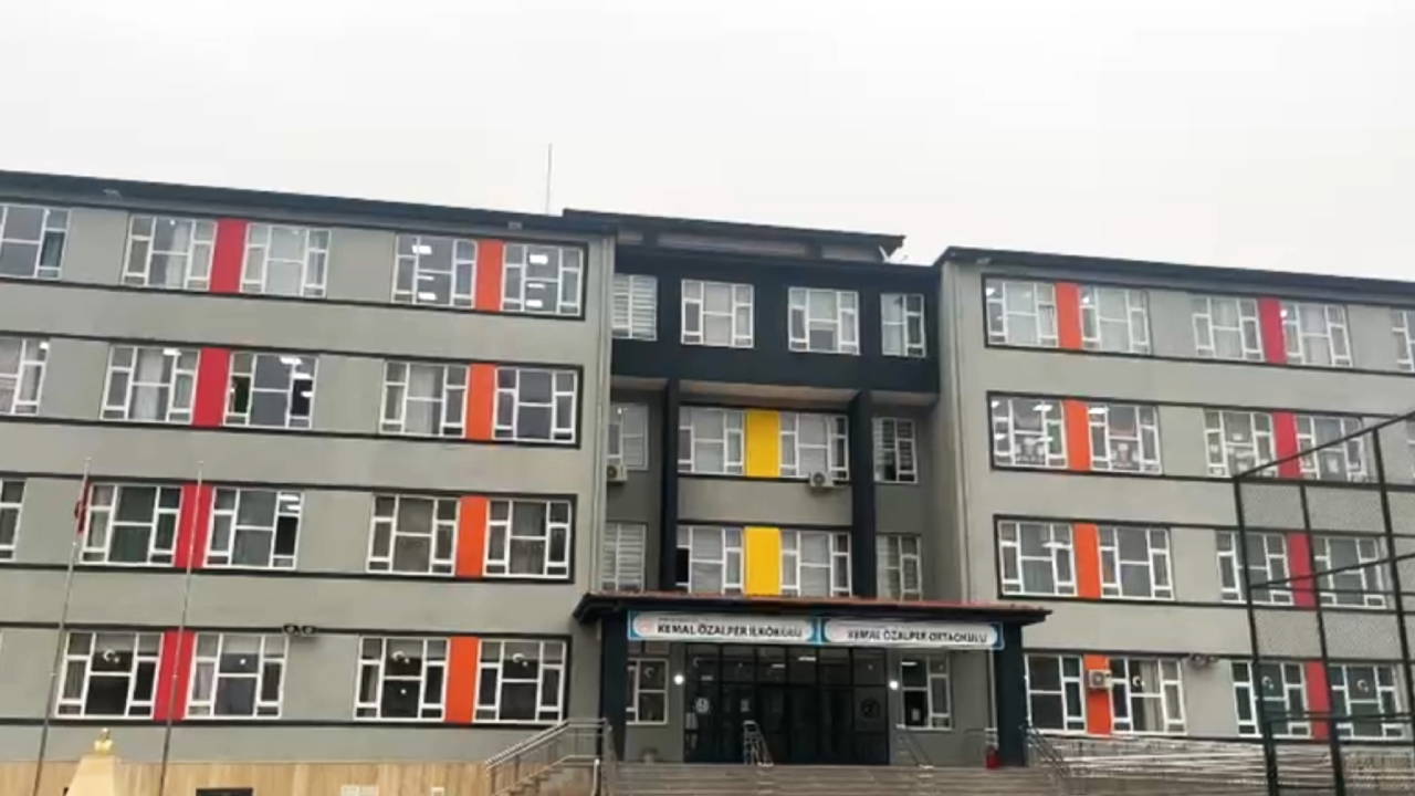 Okulda fenalaşan 12 yaşındaki Sude hayatını kaybetti