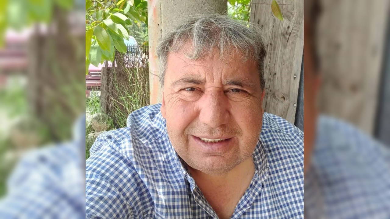 Matematik öğretmeni evinde ölü bulundu