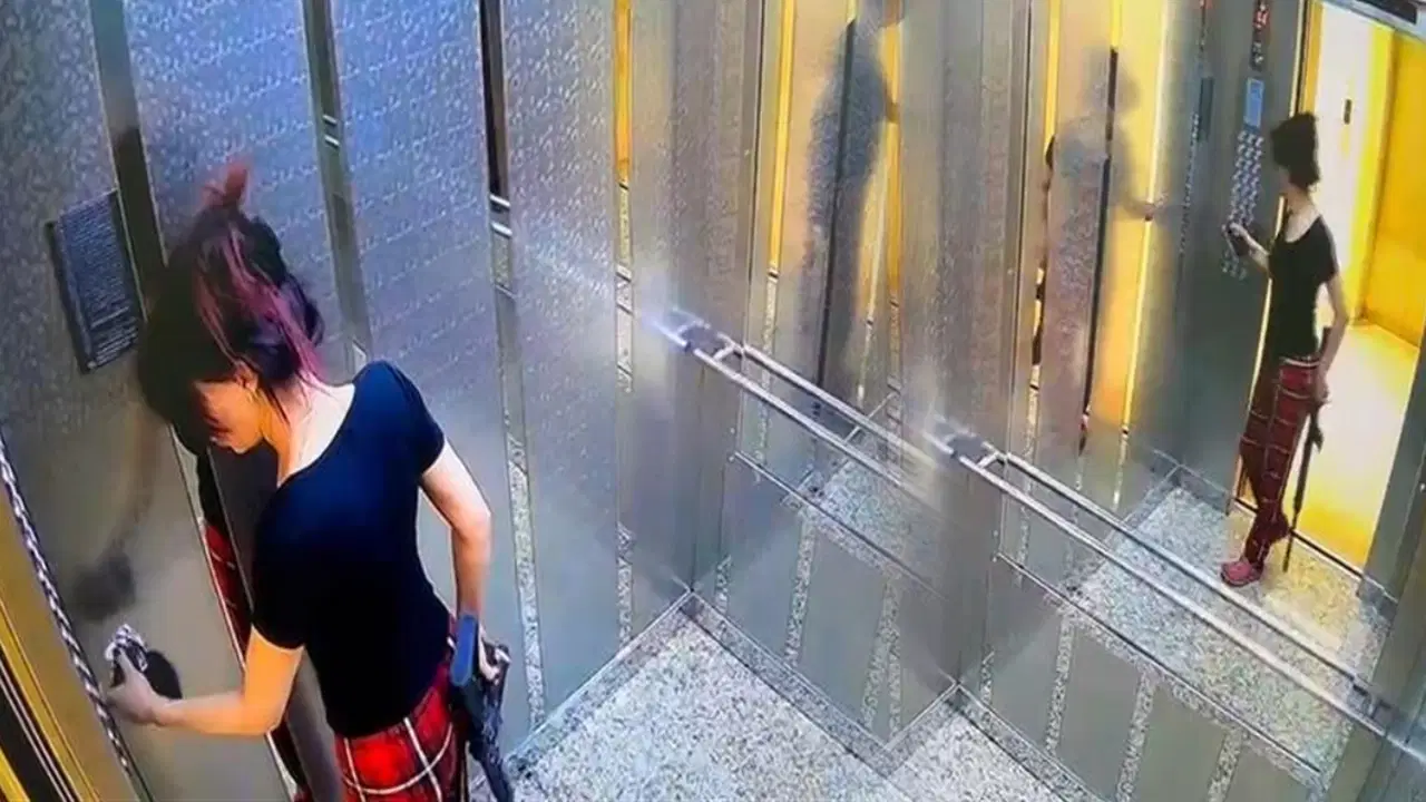 Sultangazi'de ayrıldığı sevgilisinin evine pompalı tüfekle ateş eden kadın tutuklandı