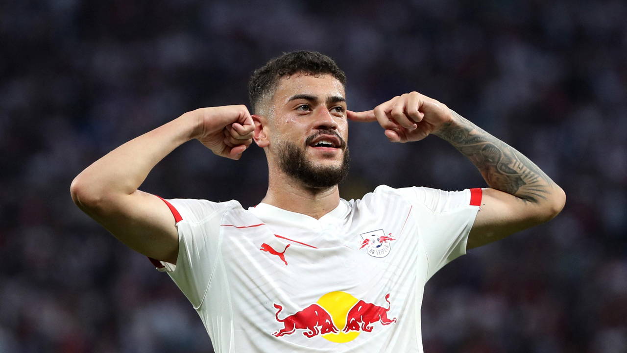 Romulo boş geçmedi: Leipzig, 3 golle kazandı! 