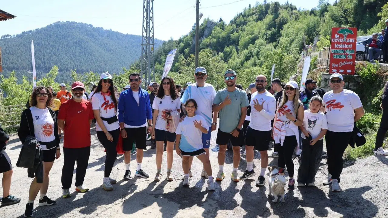 Toroslar’da 19 Mayıs Doğa Yürüyüşü coşkuyla yapıldı