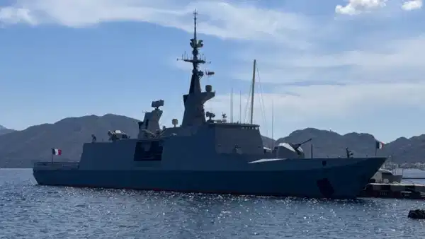 Fransız Donanması'na ait fırkateyn Marmaris'e demirledi