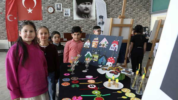 Keiçören Çocuk Eğitim Merkezi öğrencilerinden sanatsal yolculuk sergisi