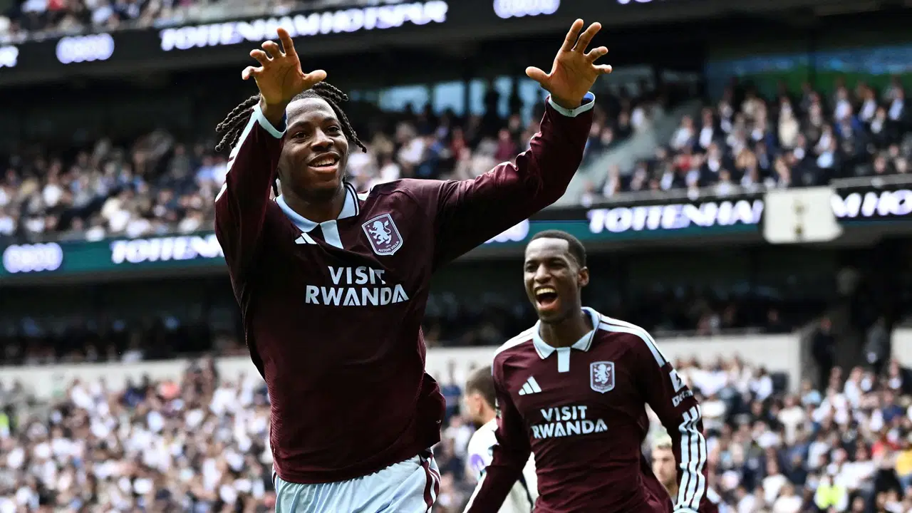 Aston Villa, Tottenham'ı deplasmanda devirdi