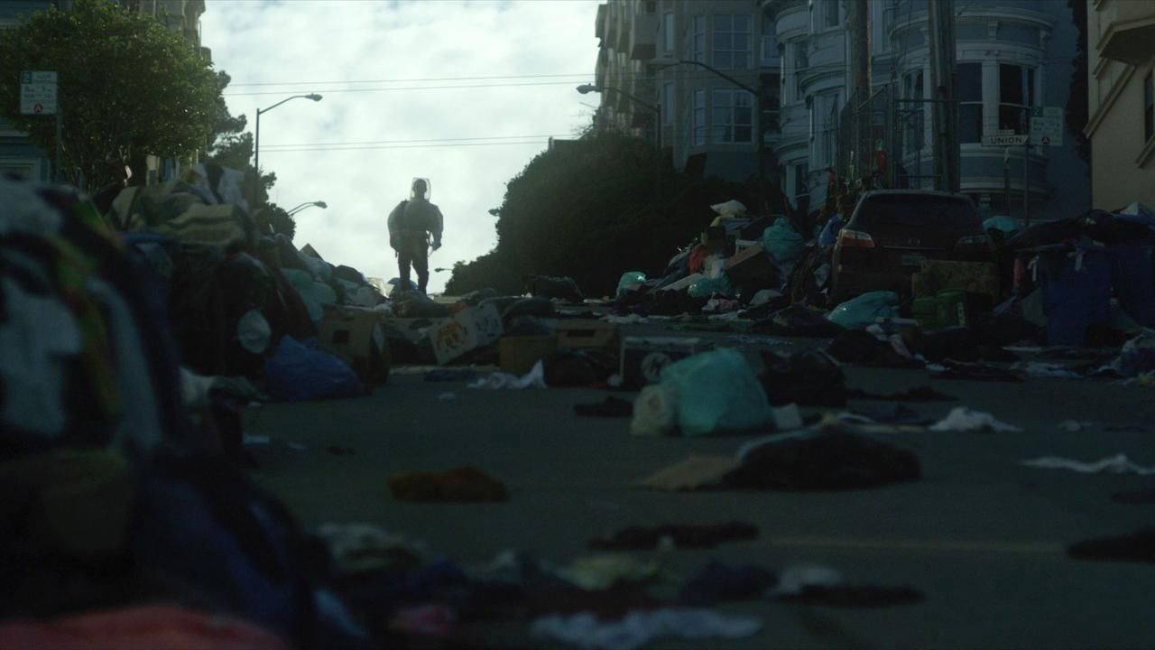 İzlerken 'bu bizim başımıza gelebilir' korkusu yaşatan gerçekçi distopyalar...