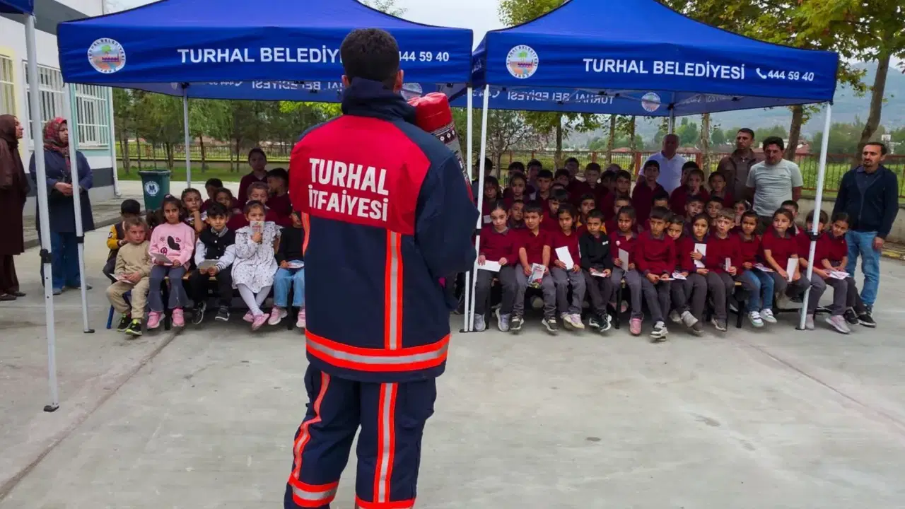 Turhal’da miniklere yangın güvenliği eğitimi