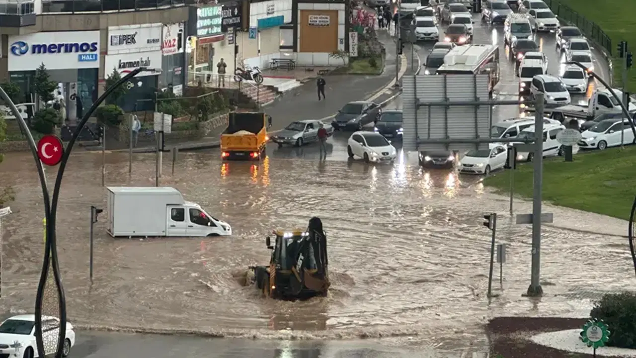 Gaziantep Valisi'nden kentte etkili olan fırtınaya ilişkin açıklama