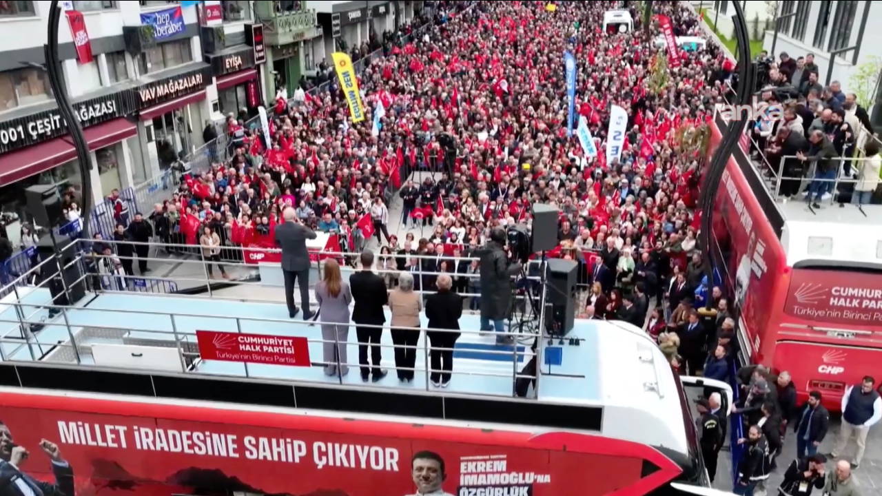 CHP lideri Özgür Özel'den Karabük'te 'Millet İradesine Sahip Çıkıyor' mitingi