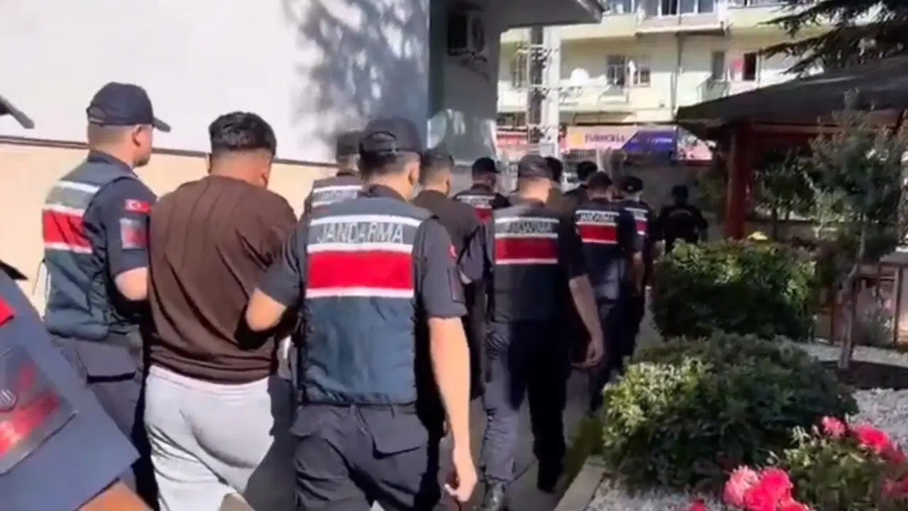 566 milyon liralık işlem hacmi! Burdur merkezli yasa dışı bahis operasyonu: 11 şüpheli gözaltında