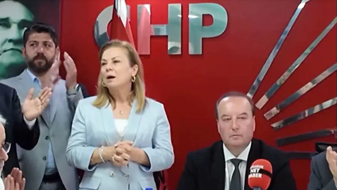 CHP’li yurttaşlardan Karabük Milletvekili Cevdet Akay’a tepki: 'Açık ve net şekilde tepkinizi koyun!'