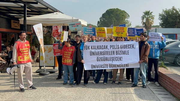 Ege Üniversitesi’nde YÖK protestosu: AKP-MHP'nin 'kültürel iktidar' olma hayali