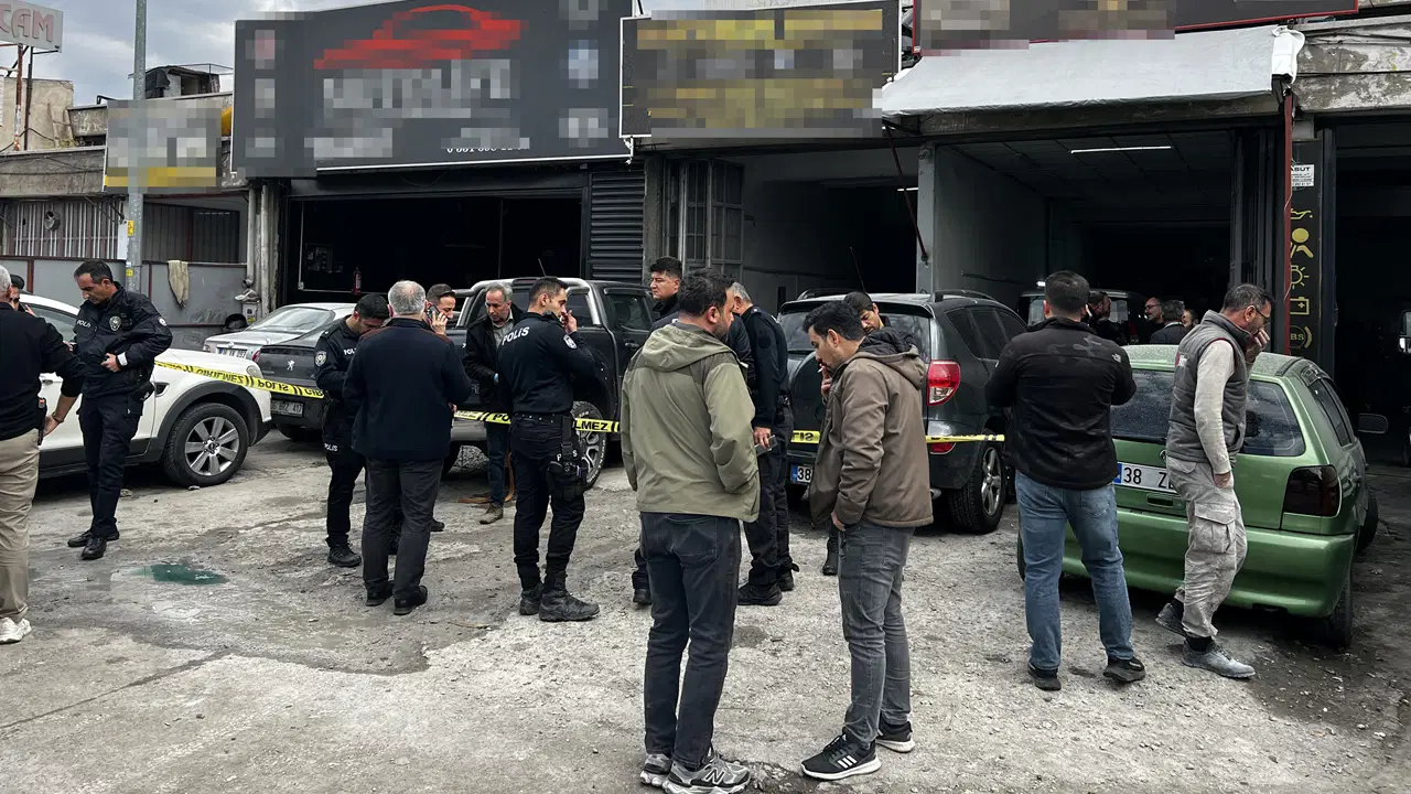 Kayseri'de oto tamirhanesinde silahlı kavga: 3 yaralı